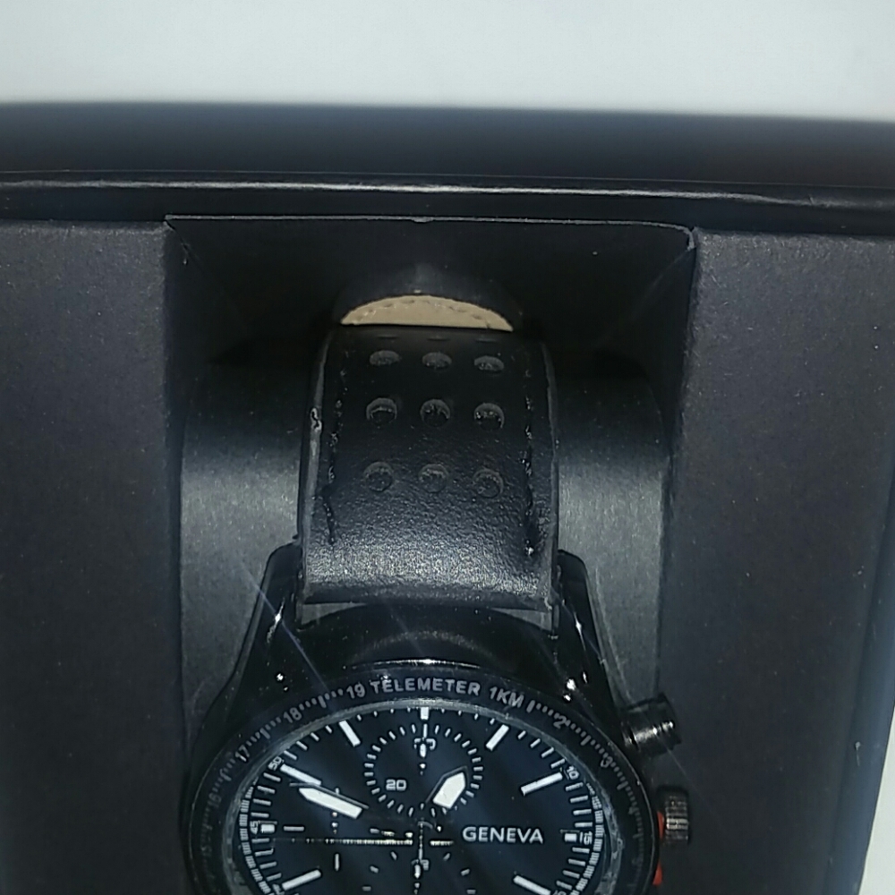 Men's watch - Picture 3 of 5